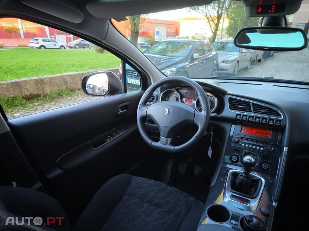 Peugeot 3008 1.6 HDi Premium