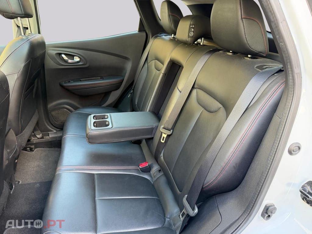 Renault Kadjar 1.2 TCe DCT Energy Black Edition