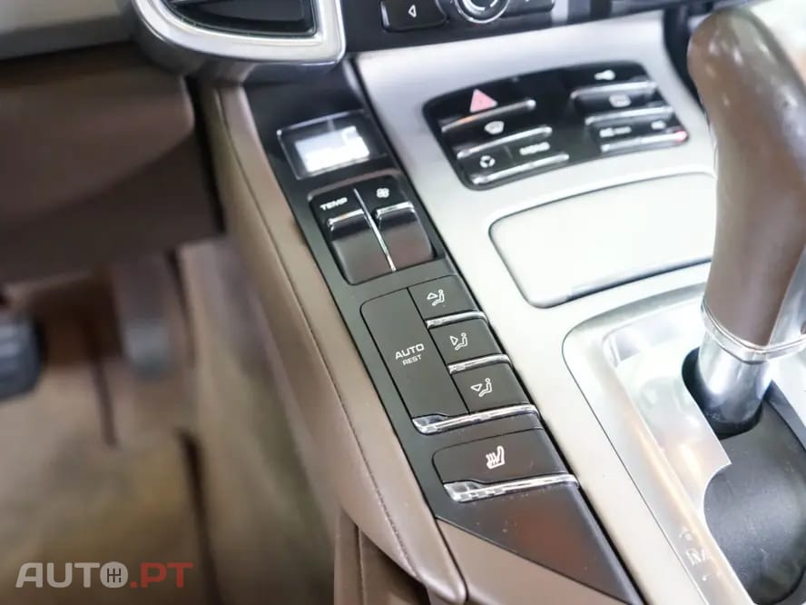 Porsche Cayenne Tiptronic