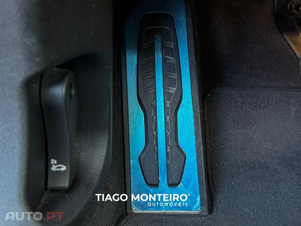 BMW 218 i Pack Desportivo M