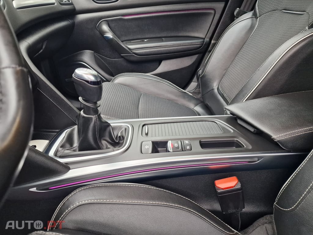 Renault Mégane Sport Tourer 1.5 Blue dCi Bose Edition