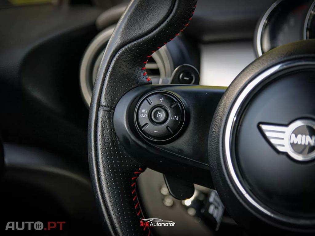 MINI Cabrio Cooper S Auto Desportiva