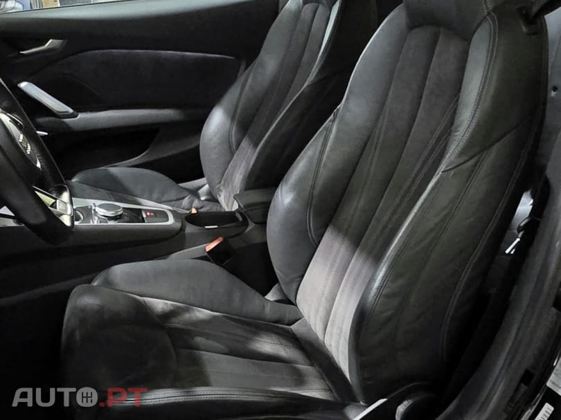 Audi TT 2.0 TFSI quattro S-line S tronic