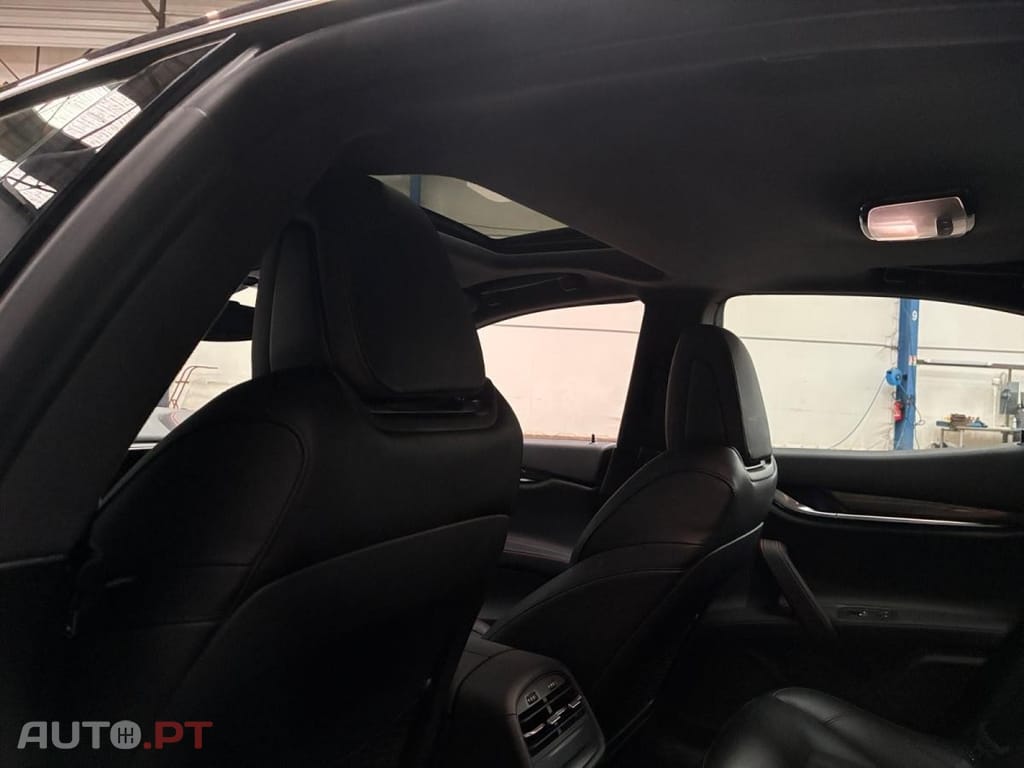 Maserati Ghibli Hybrid GranSport