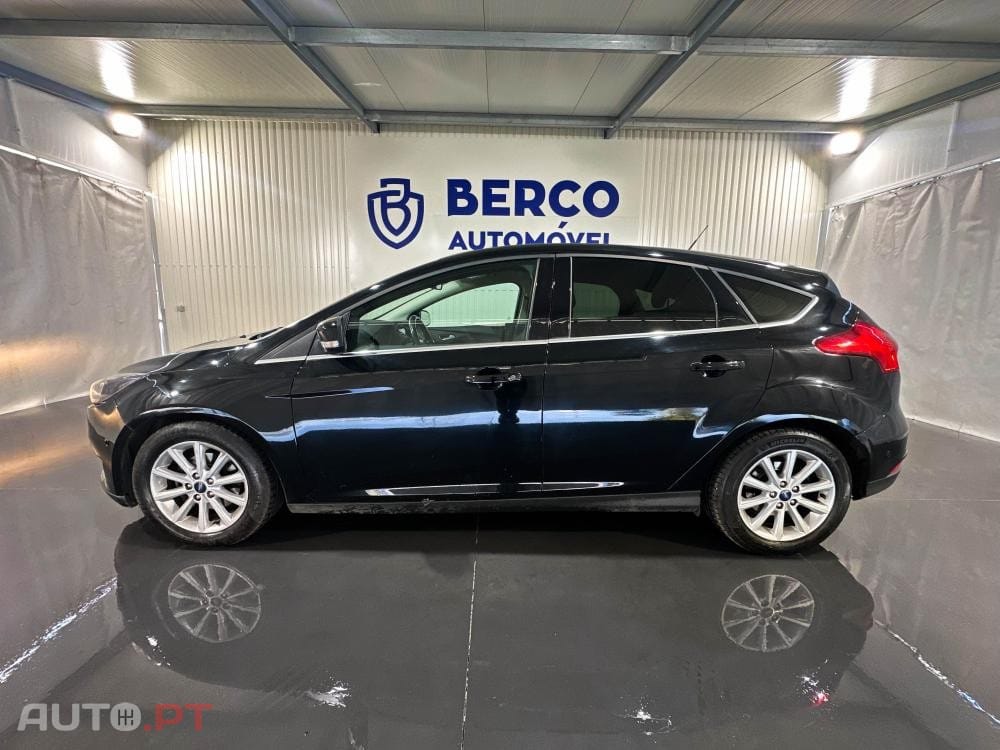 Ford Focus 1.5 EcoBlue S&S Aut. TITANIUM DESIGN