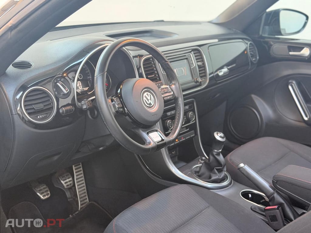 Volkswagen New Beetle Cabriolet 1.2 TSI (BlueMotion Tech) Sound