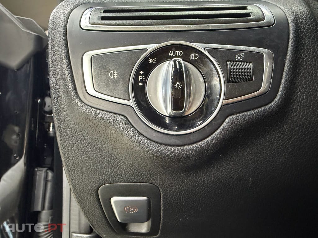 Mercedes-Benz C 250 d AMG Line 9G- Tronic