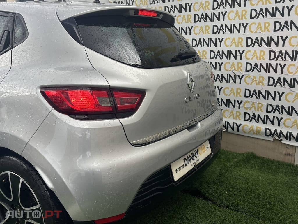 Renault Clio (Energy) TCe 90 Start & Stop LIMITED