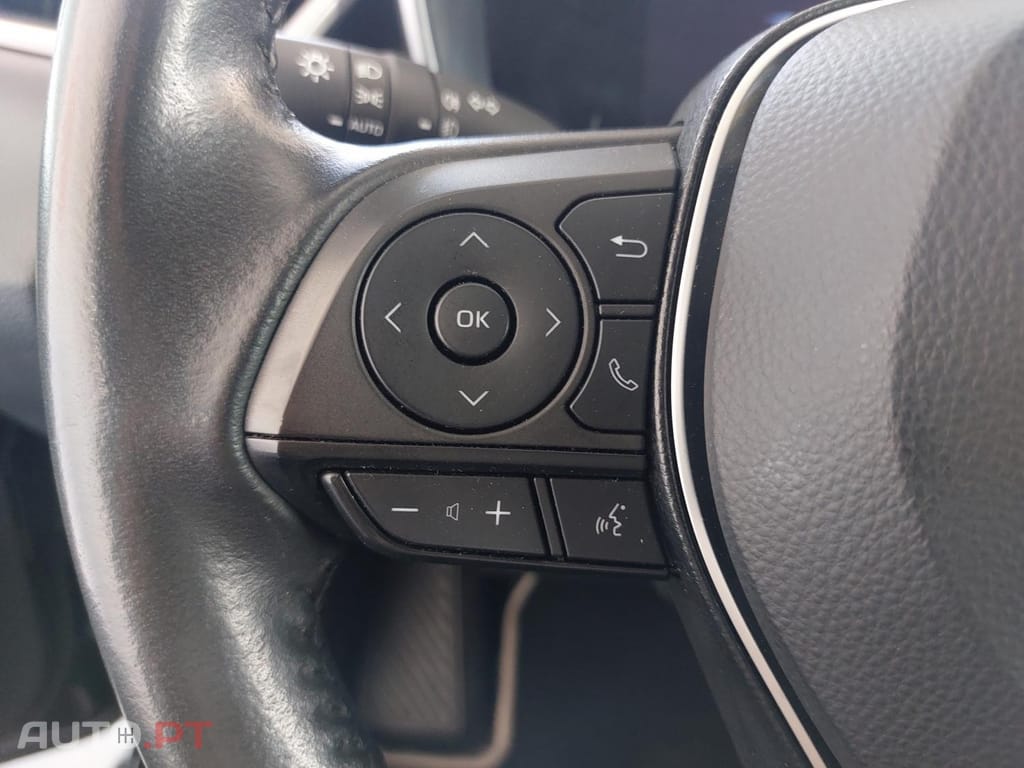 Toyota Corolla 1.8 Hybrid Exclusive