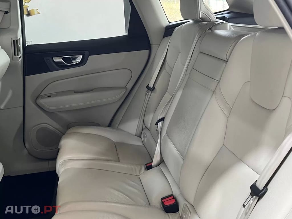 Volvo XC60 2.0 D3 Momentum