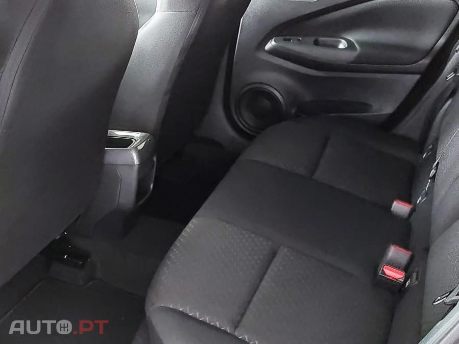 Nissan Juke 1.0 DIG-T N-Connecta