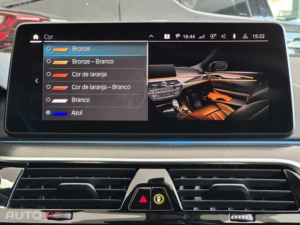 BMW 530 e Pack Desportivo M