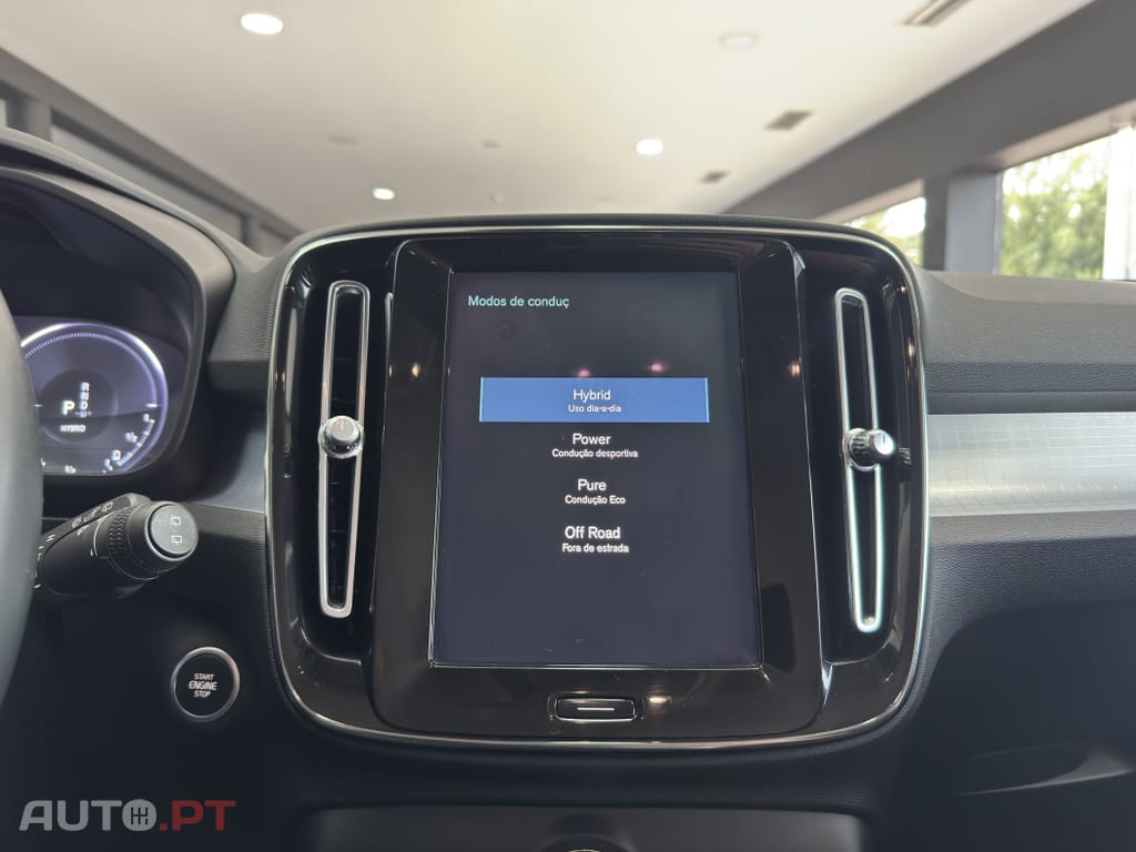 Volvo XC40 1.5 T5 PHEV Inscription Expression