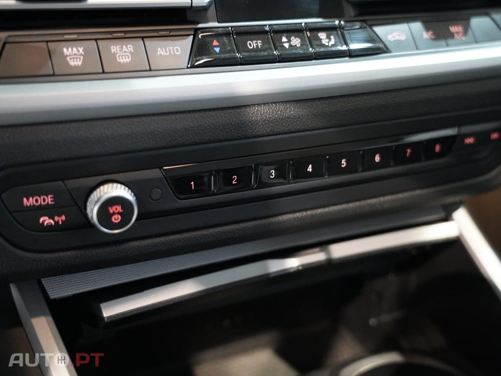 BMW 318 d Touring Corporate Edition