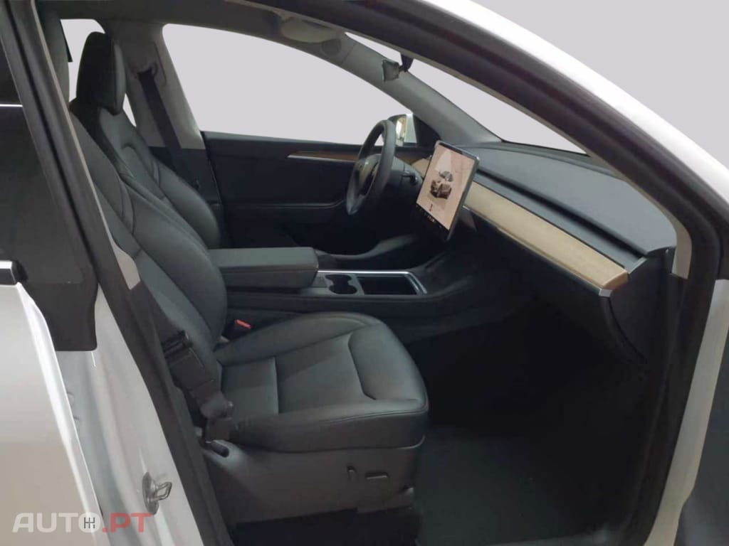 Tesla Model Y Long Range Dual Motor AWD I.V.A DEDUTIVEL
