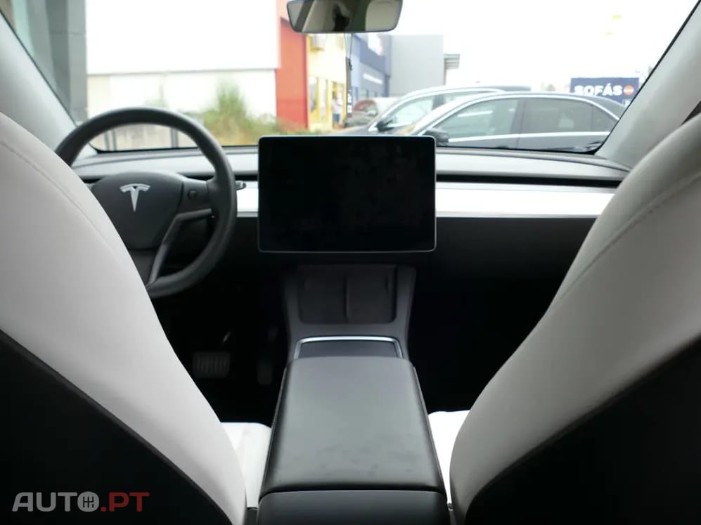 Tesla Model Y Tração Traseira