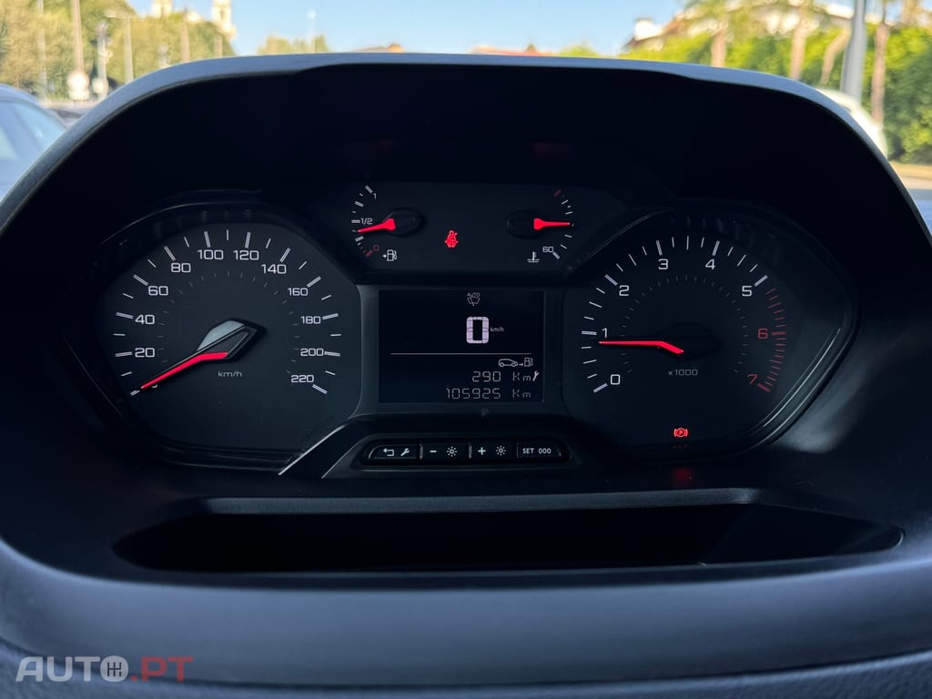 Peugeot Partner 1.5 BlueHDi Premium Standard