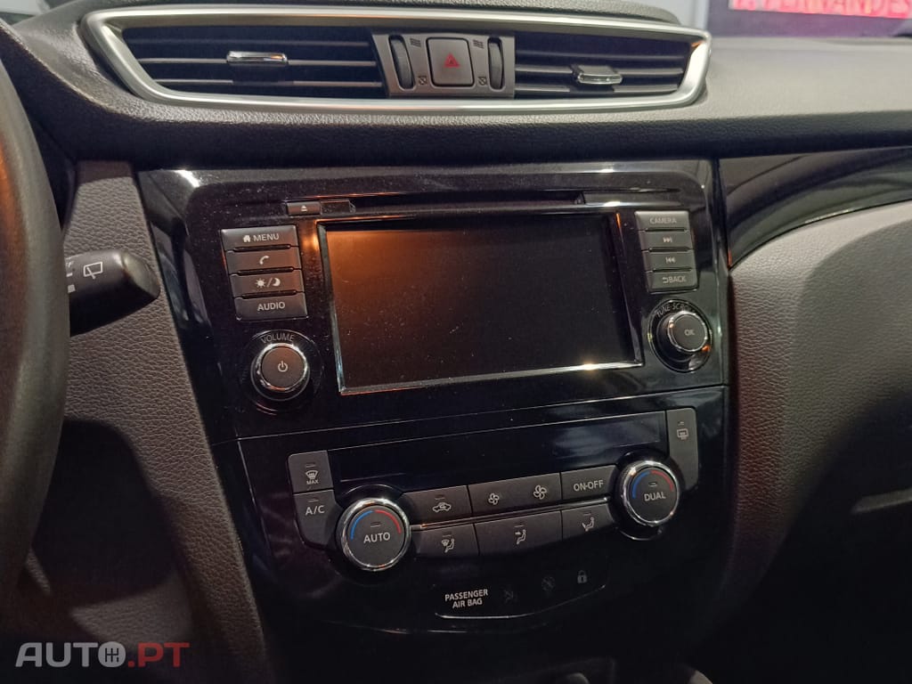 Nissan Qashqai 1.5 dCi N-Connecta