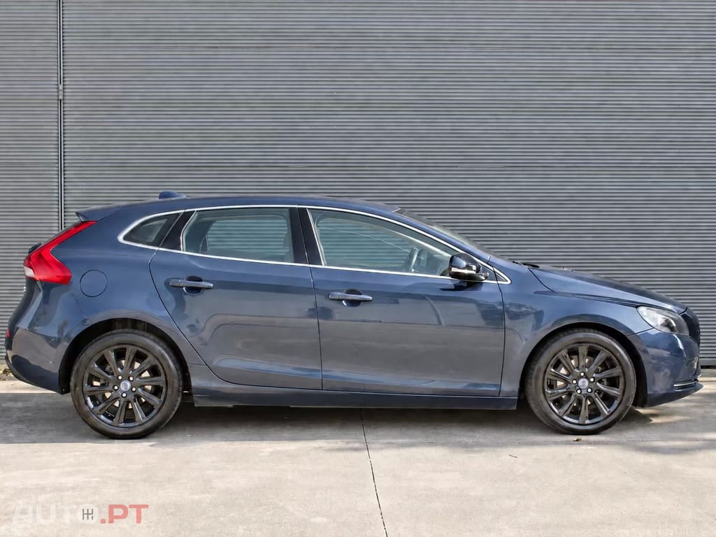 Volvo V40 1.6 D2 Momentum Eco