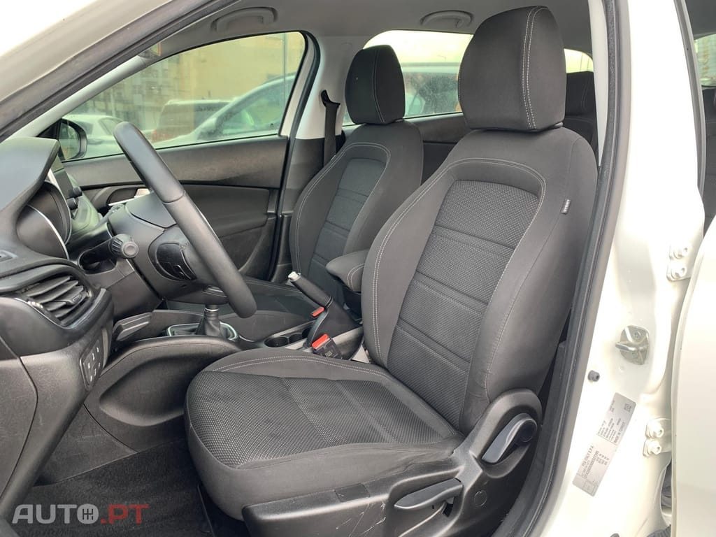 Fiat Tipo 1.3 M-Jet Easy
