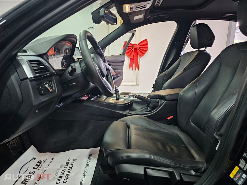 BMW 330 iPerformance Pack M