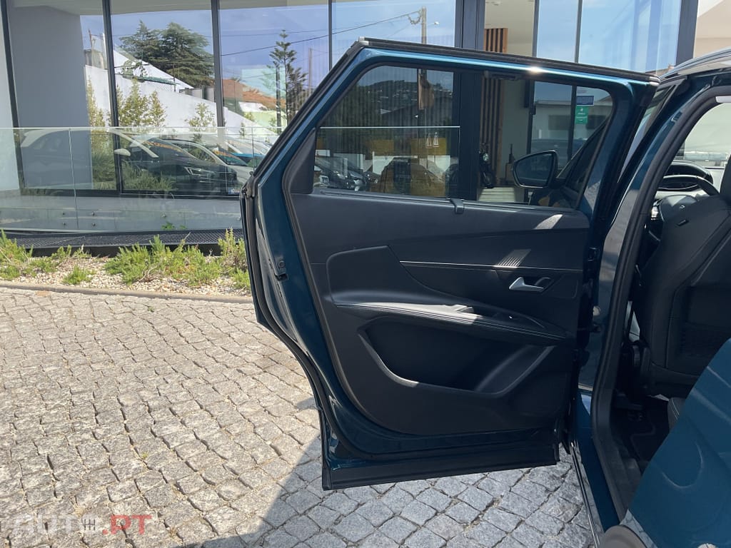 Peugeot 5008 1.5 BlueHDi Allure