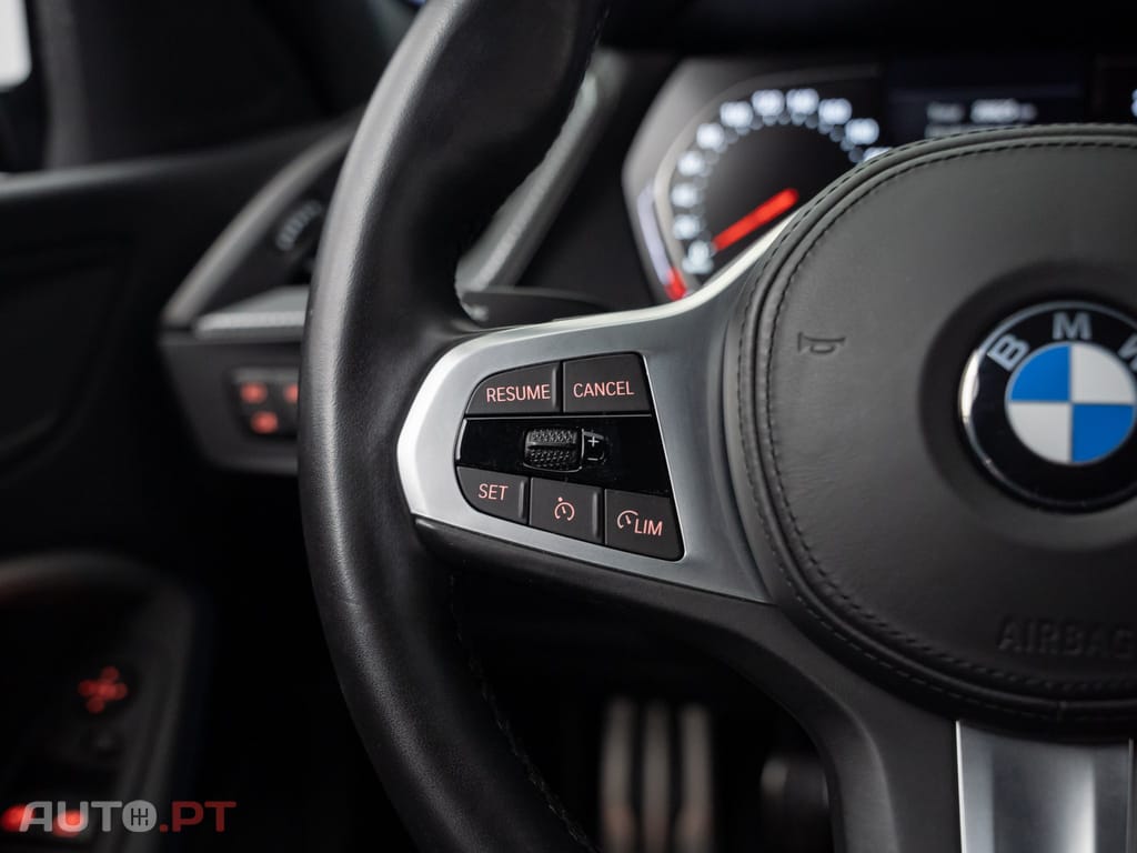 BMW 116 d Pack Desportivo M