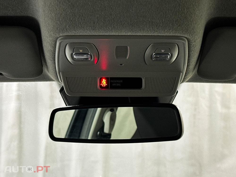 Renault Zoe (c/ Bateria) EV50 135hp Techno