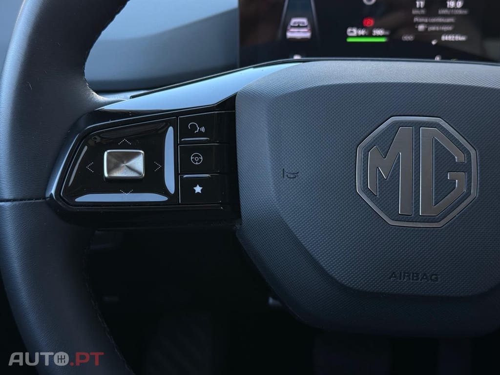 MG MG4 64 kWh Comfort