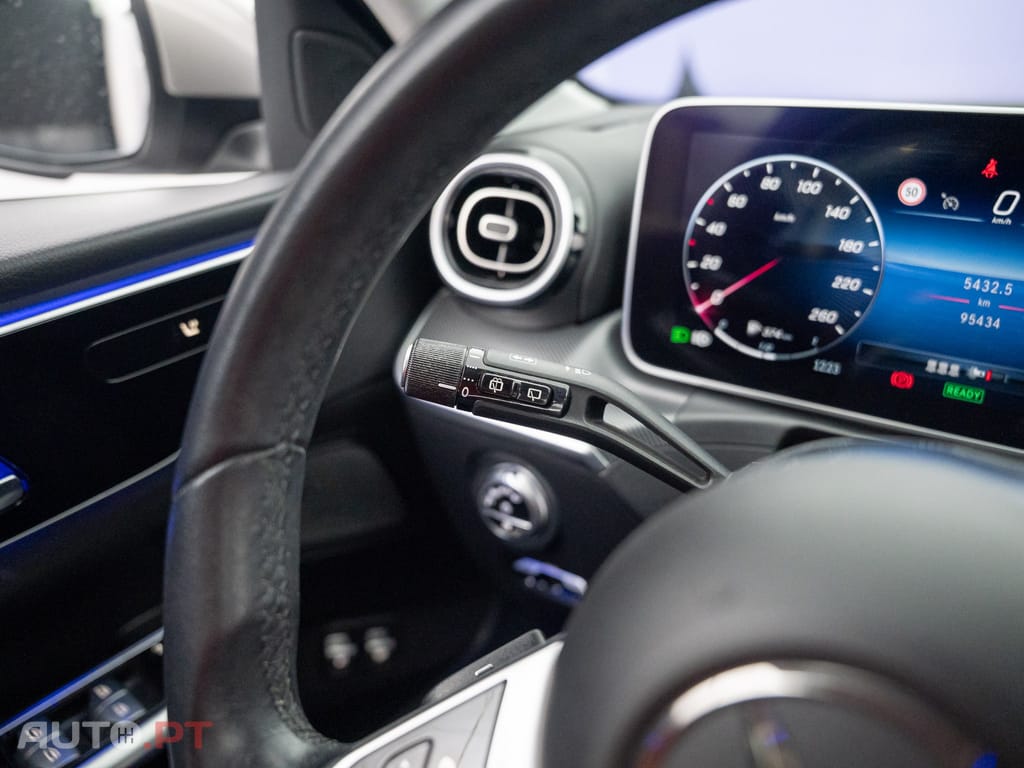 Mercedes-Benz C 300 e Avantgarde