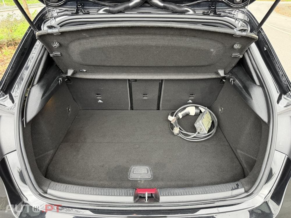 Mercedes-Benz A 250 e 8G-DCT Edition AMG Line