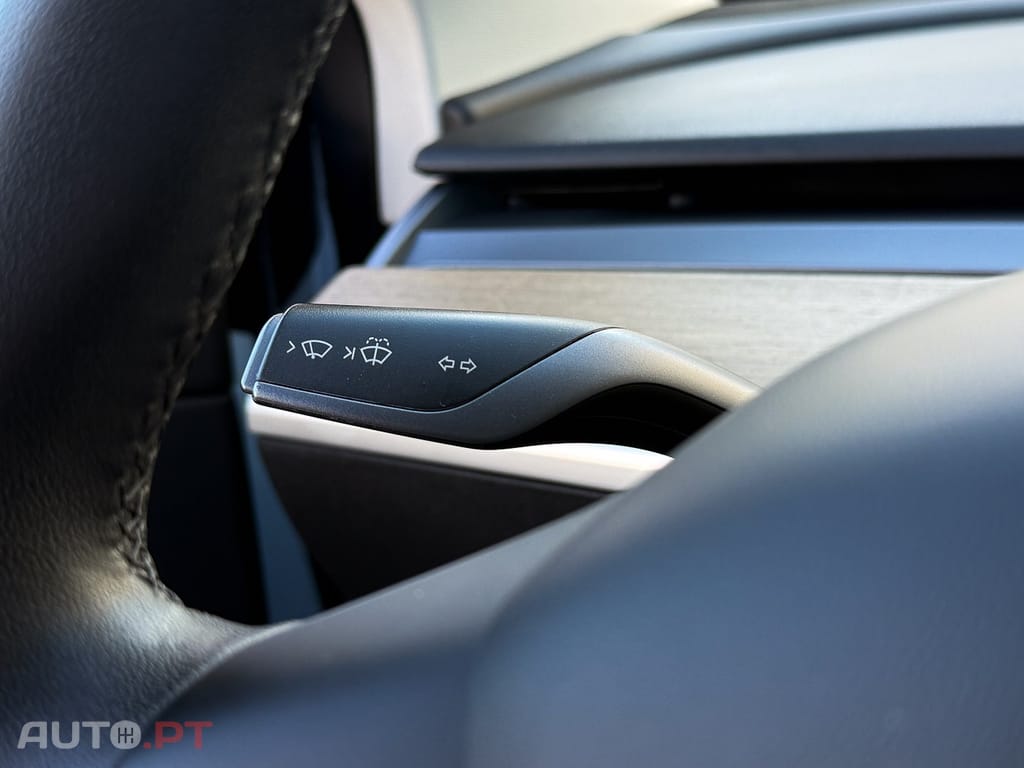 Tesla Model 3 Long-Range Dual Motor AWD