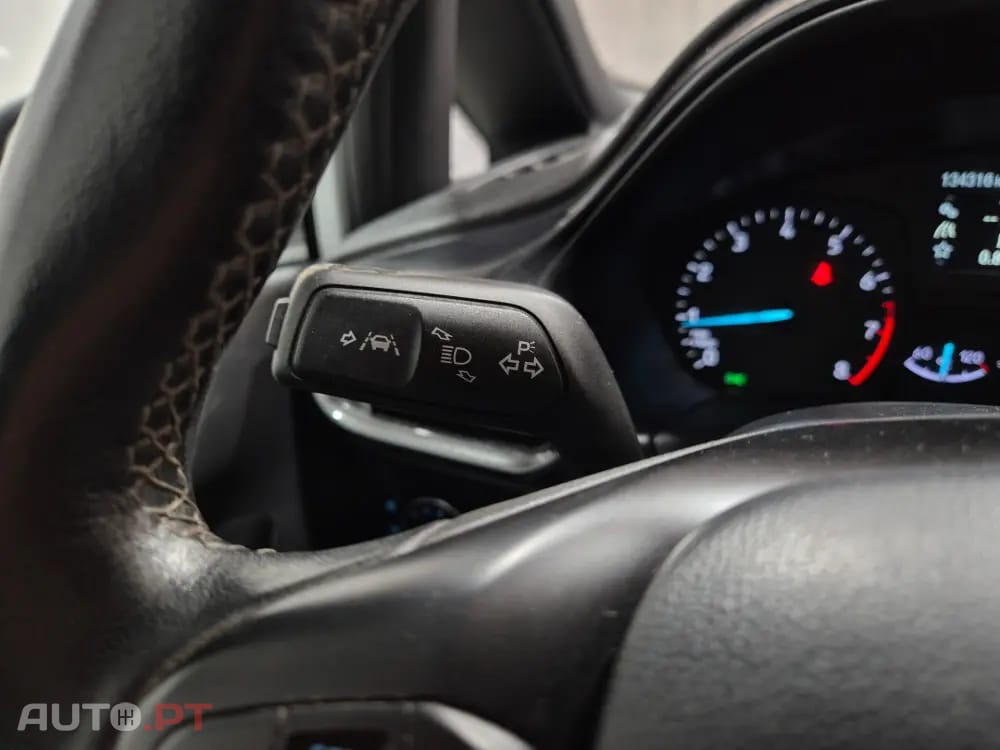Ford Fiesta 1.0 EcoBoost S&S ACTIVE X