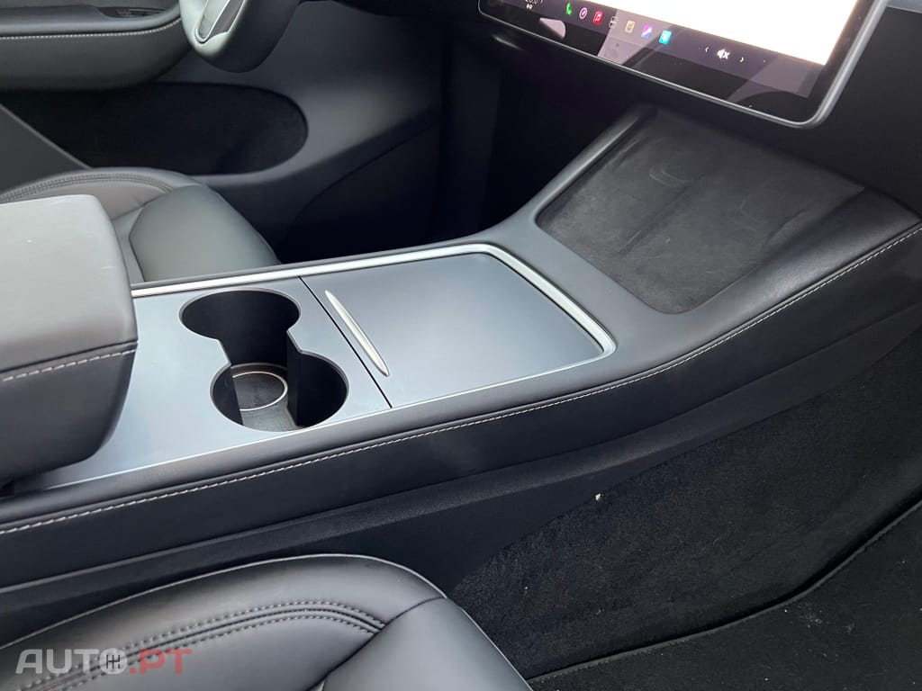 Tesla Model Y Performance Dual Motor AWD