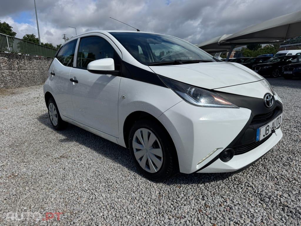Toyota Aygo x