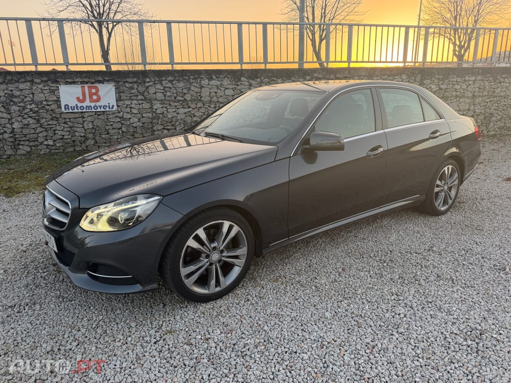 Mercedes-Benz E 300 BLUETEC Hybrid Avantgarde