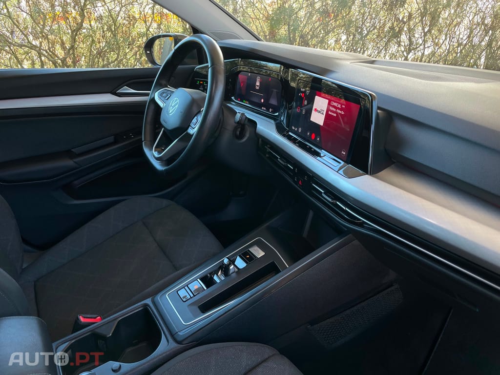 Volkswagen Golf Variant 1.5 eTSI OPF DSG Life