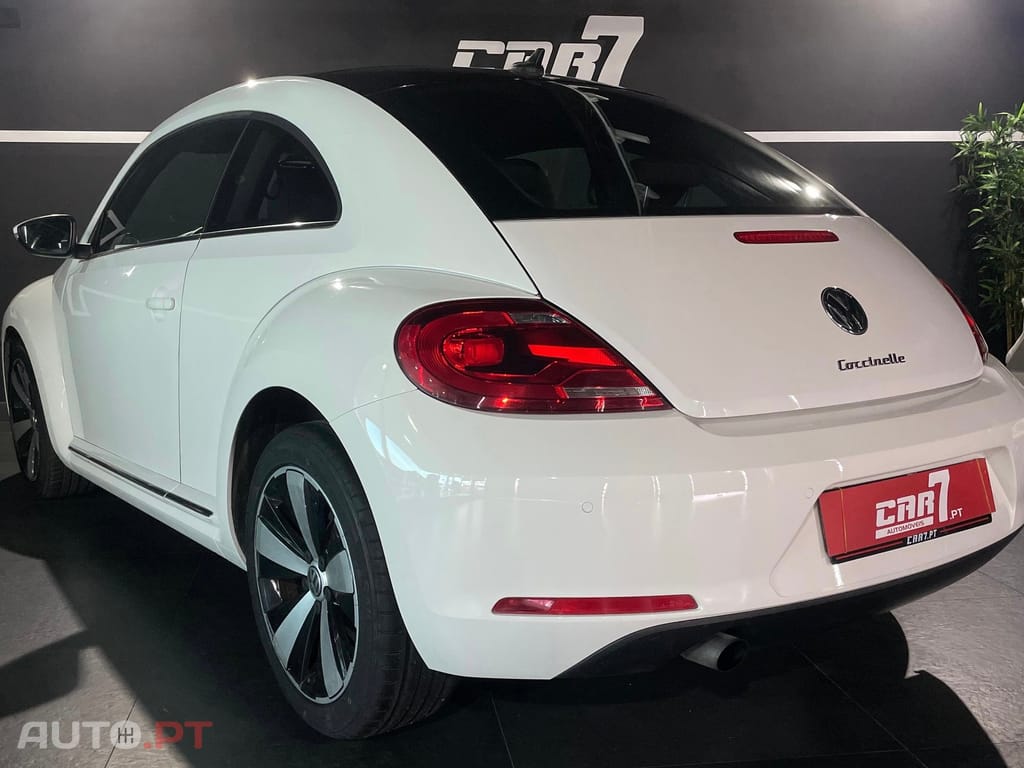 Volkswagen New Beetle 1.6 TDi DSG