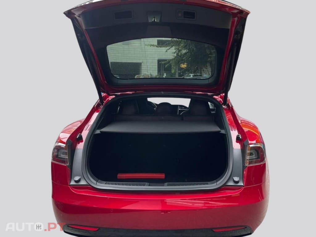 Tesla Model S 75D
