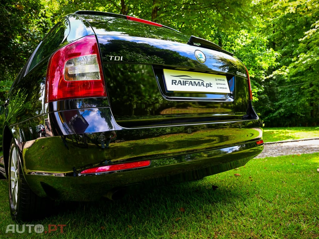 Skoda Octavia Break 1.6 TDi Elegance