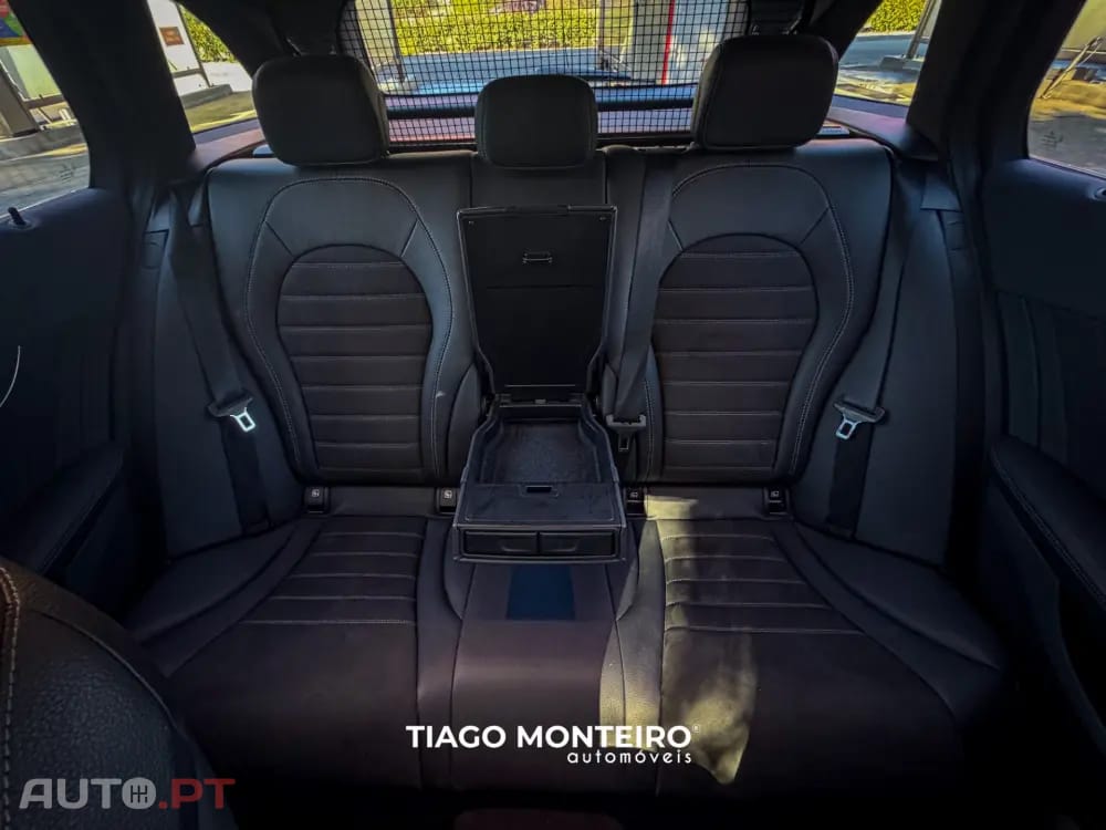 Mercedes-Benz C 300 de T 9G-TRONIC AMG Line PACK NIGHT