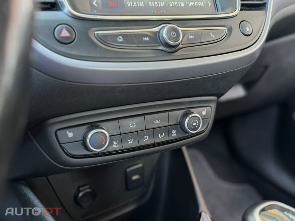 Opel Crossland 1.2 Elegance