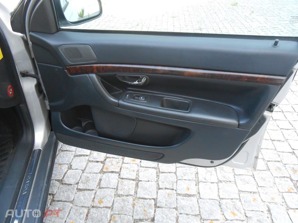 Volvo S80 2.0 T - GPL