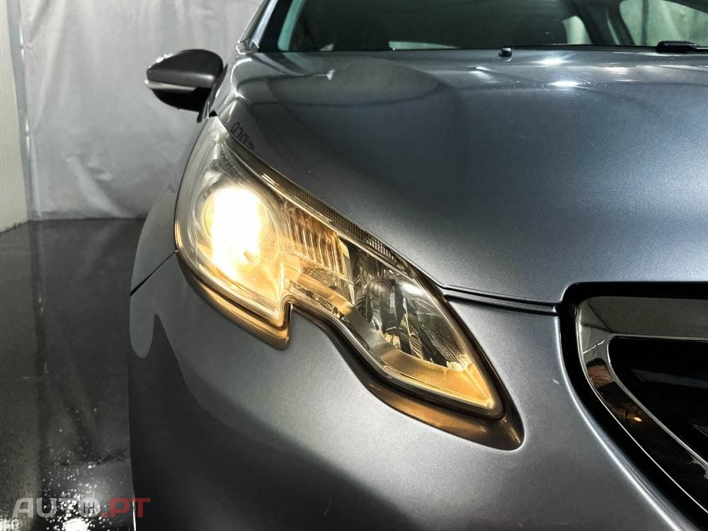 Peugeot 2008 1.6 e-HDi Allure 2-Tronic