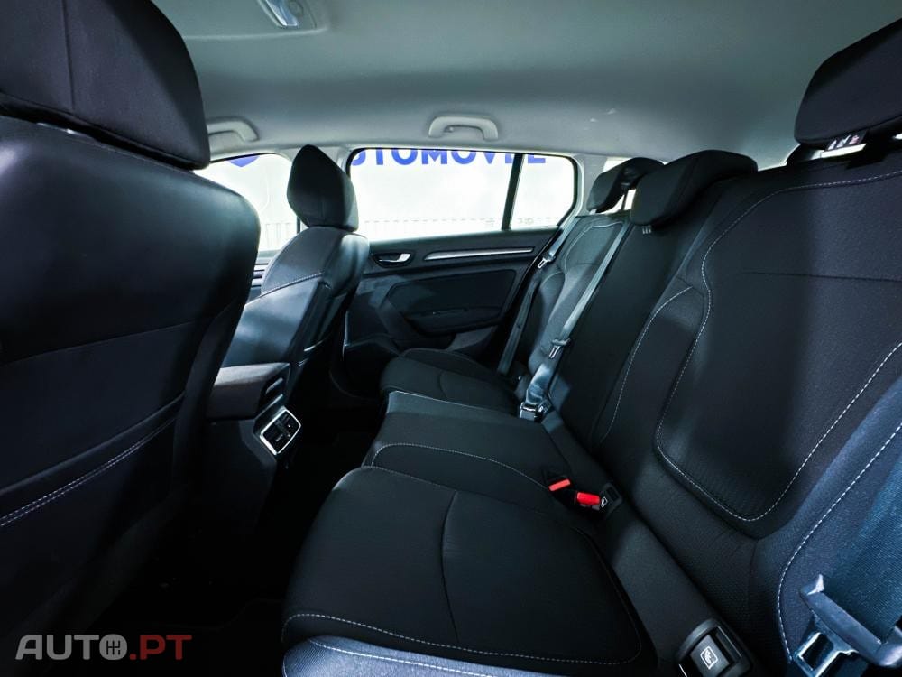 Renault Mégane ST HYBRID 1.6 TCE 160CV