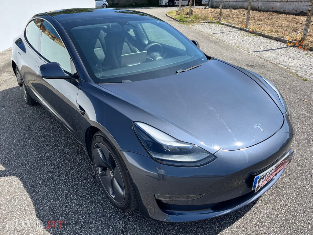 Tesla Model 3 Long Range AWD Dual Motor