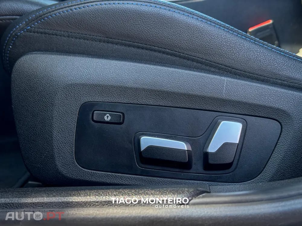 BMW 330 e Pack Desportivo M Auto