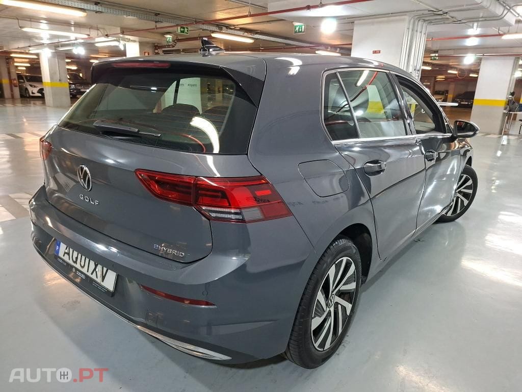 Volkswagen Golf 1.4 TSI e-Hybrid DSG