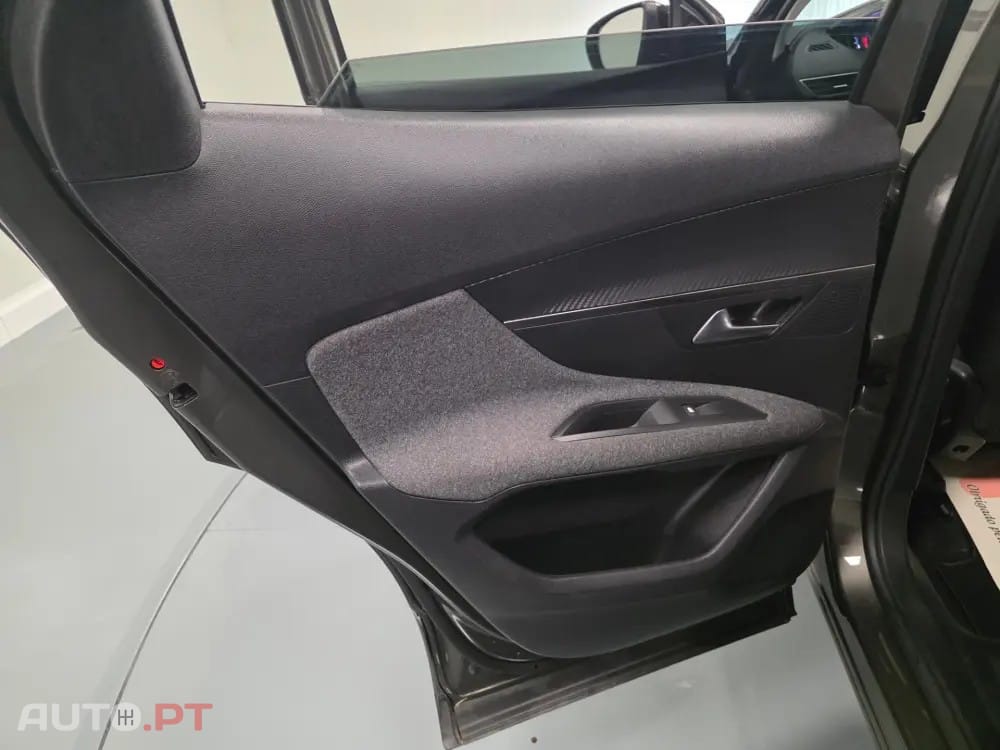Peugeot 3008 1.5 BLUEHDI ACTIVE