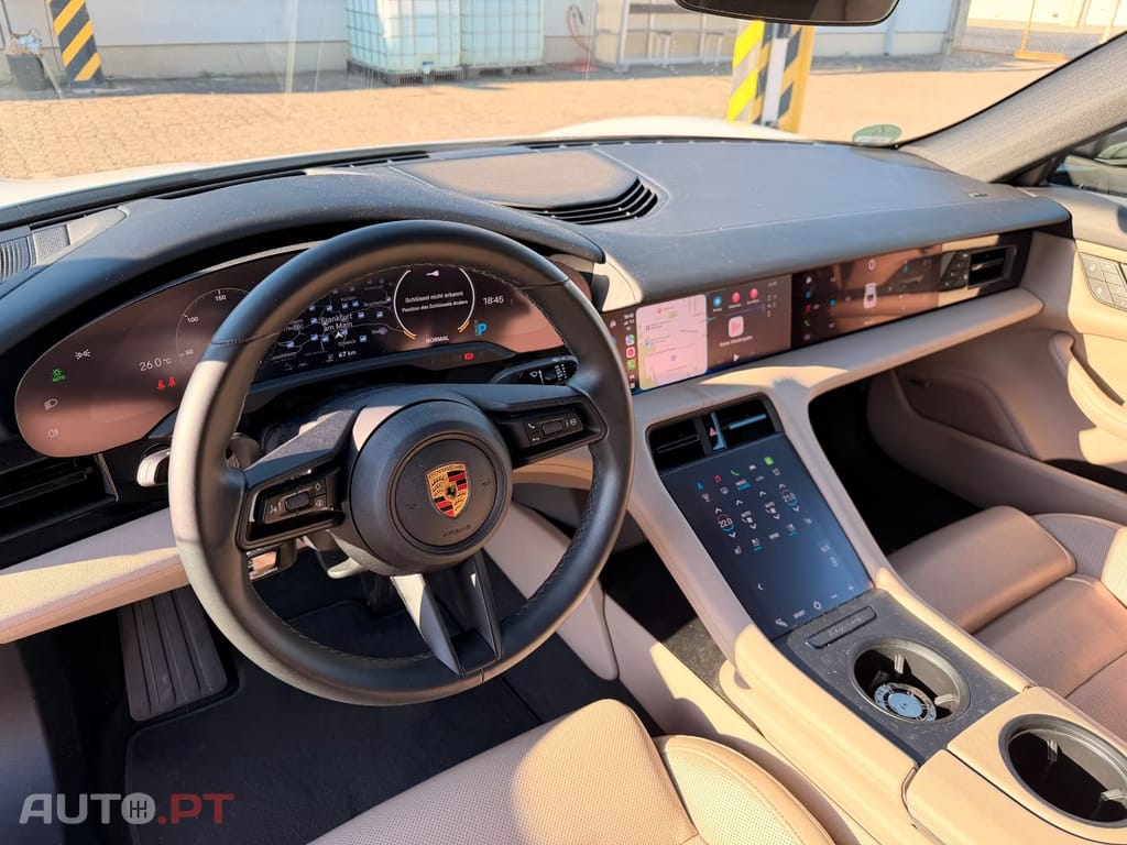 Porsche Taycan Carbon